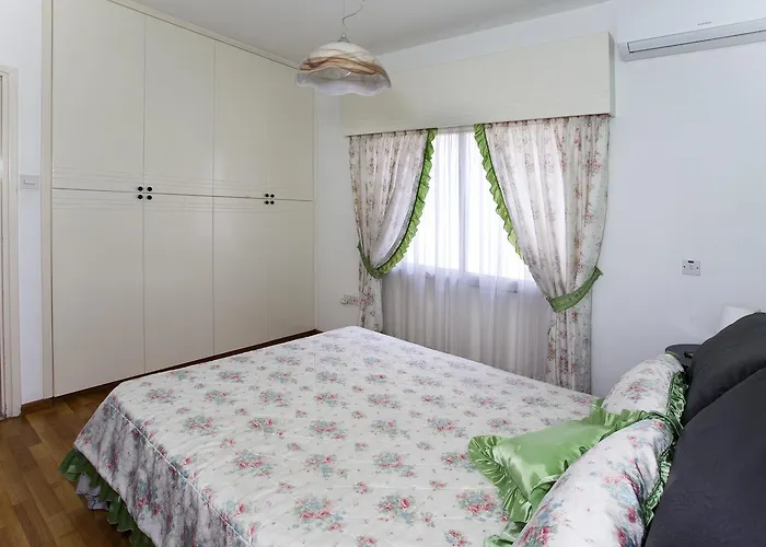 Despoina Town House Semesterbostad